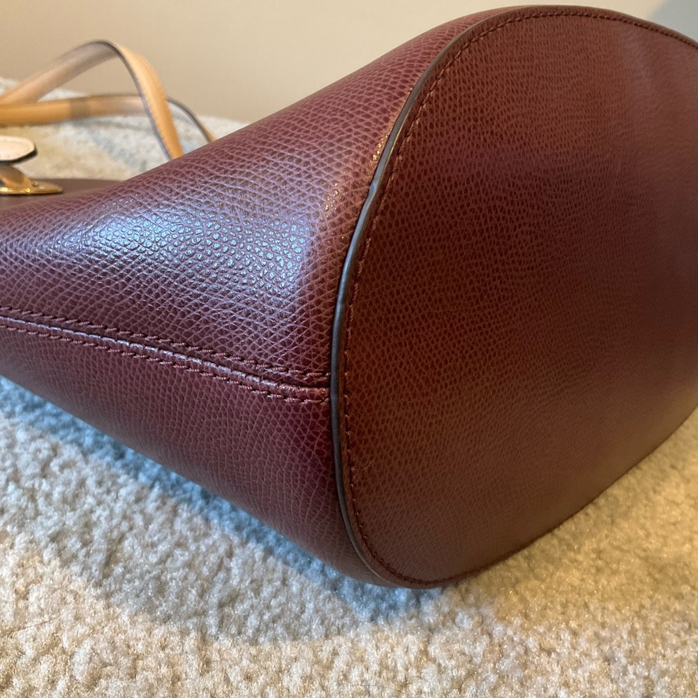 ❗️SOLD❗️Michael Kors Jet Set Medium Leather Tote - Picture 6 of 15